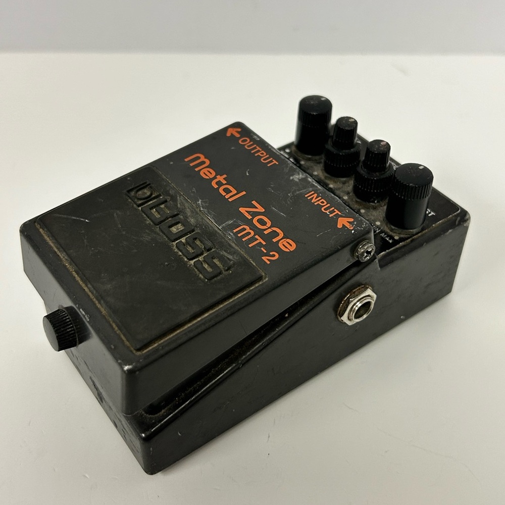 BOSS MT-2 Metal Zone Effects Pedal
